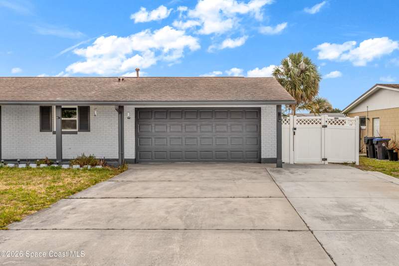4 bedroom Single Family Residence at 5195 Sharlene Drive, Imperial Estates Unit 7, Titusville — photo 5
