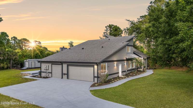5 bedroom Single Family Residence at 3884 Goshawk Place, Rambling Acres West, Titusville — photo 2