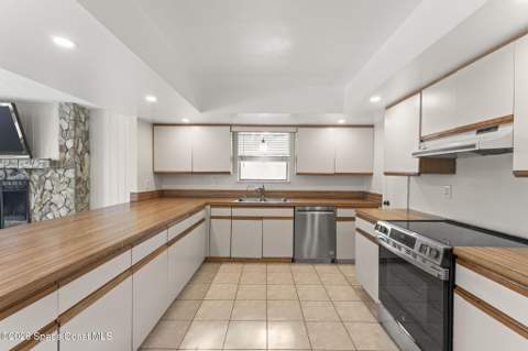 206 Fir Avenue, Melbourne Beach FL - photo 23 of 57