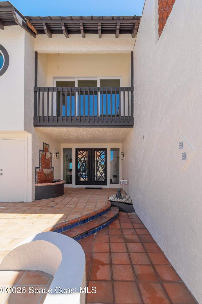 4 bedroom Townhouse at 9365 S Highway A1a, Melbourne Beach, Melbourne Beach — photo 2