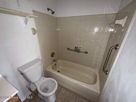 2913 Pinewood Drive #16, Palm Bay FL - photo 9 of 10