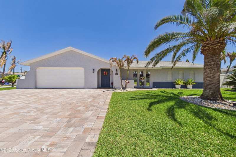 5 bedroom Single Family Residence at 515 Royal Palm Boulevard, Cresthaven Satellite Beach Unit 1, Satellite Beach — photo 1