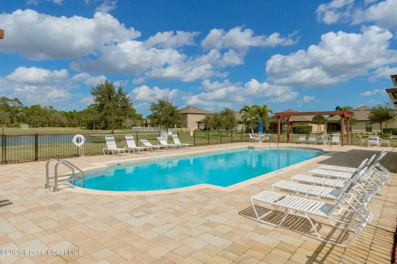 4 bedroom Single Family Residence at 547 Trymore Drive, Wellington at Bayside Lakes, Palm Bay — photo 2