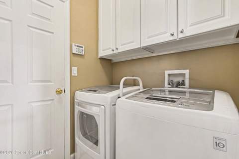 348 Gardendale Circle, Palm Bay FL - photo 18 of 31