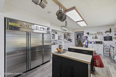 4258 Arlington Avenue, Mims FL - photo 13 of 64