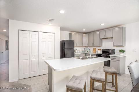 518 Poplar Street, Palm Bay FL - photo 6 of 40