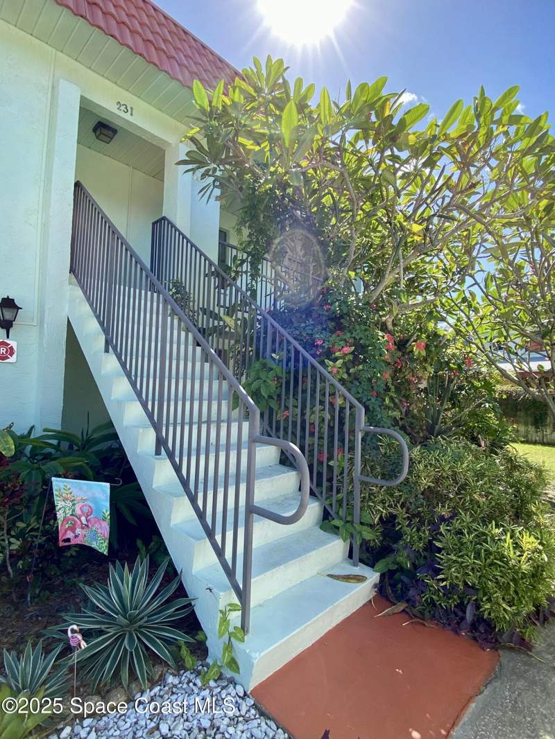 2 bedroom Condominium at 231 Circle Drive #3, Bermuda House Condo Ph I, Cape Canaveral — photo 3