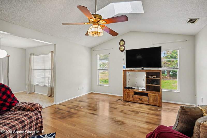 3 bedroom Single Family Residence at 1206 Glencove Avenue, Port Malabar Unit 44, Palm Bay — photo 5