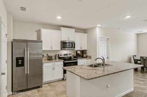 1003 Remington Green Drive, Palm Bay FL - photo 11 of 42