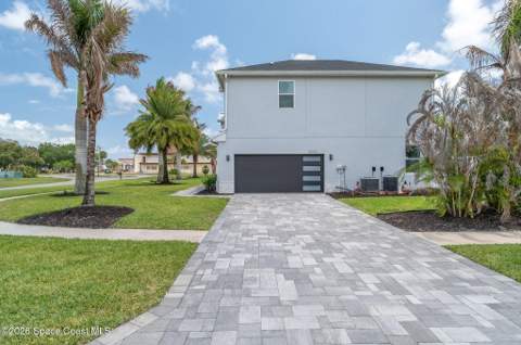 2093 Greenway Drive, Melbourne FL - photo 6 of 51