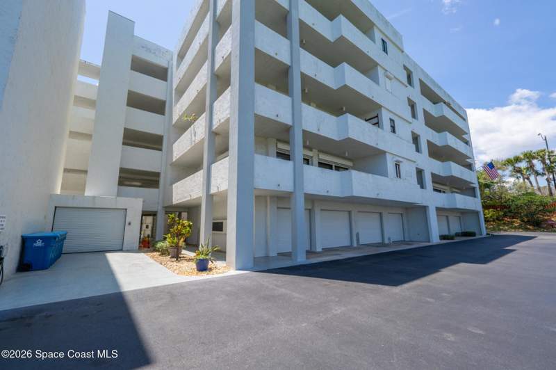 2 bedroom Condominium at 5055 Dixie Highway #B103, Rhum Cove, Palm Bay — photo 3