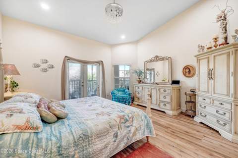 127 Lancha Circle #203, Indian Harbour Beach FL - photo 16 of 39