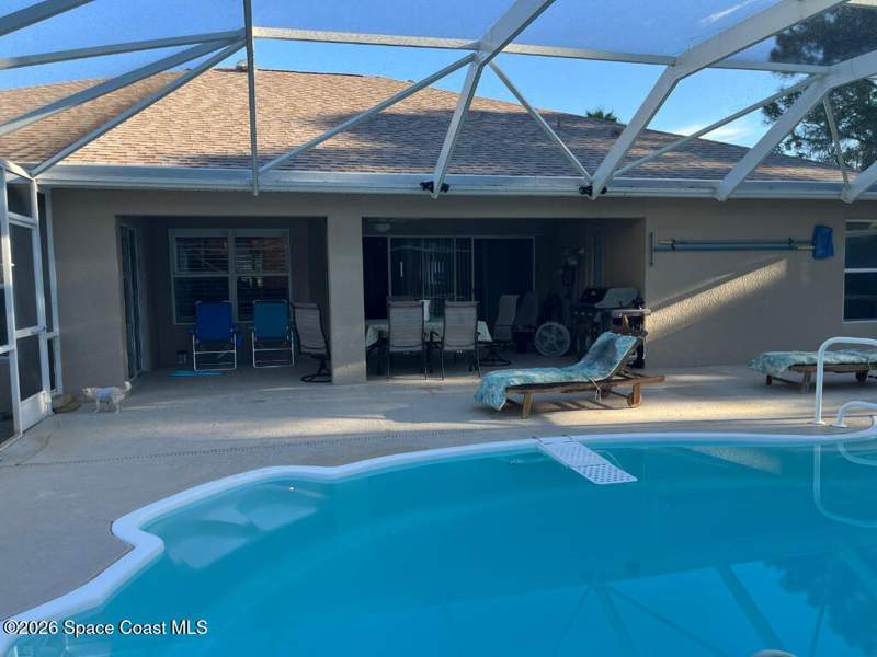 4 bedroom Single Family Residence at 7100 Hacienda Drive, Grant, Grant — photo 4