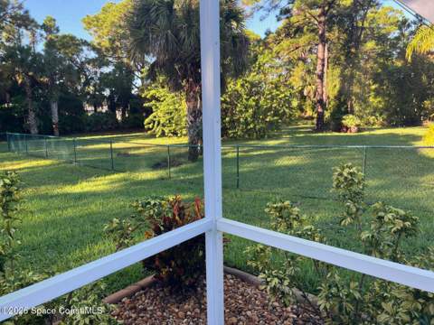 7100 Hacienda Drive, Grant FL - photo 7 of 10
