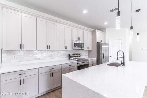 983 Pace Drive, Palm Bay FL - photo 10 of 48
