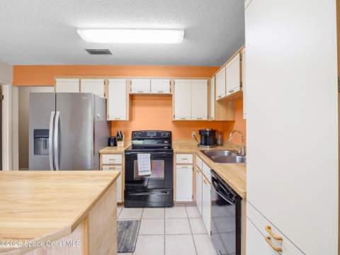 3745 Canberra Court, Titusville FL - photo 10 of 34