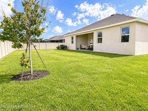 6860 Cameo Drive, Grant-Valkaria FL - photo 23 of 30