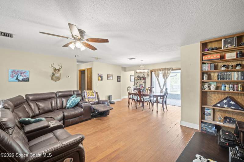 4 bedroom Single Family Residence at 1750 Dee Drive, Merritt Island, Merritt Island — photo 5