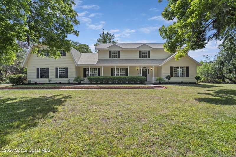 5 bedroom Single Family Residence at 945 Bluegrass Lane, Rockledge Acre Estates, Rockledge — photo 1
