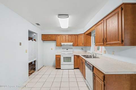 1671 Rice Avenue, Titusville FL - photo 7 of 23