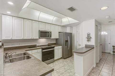 50 11th Avenue #302, Indialantic FL - photo 12 of 31
