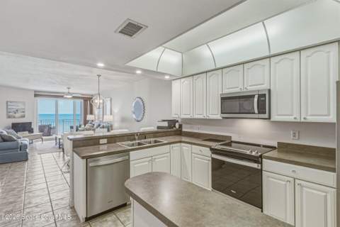 50 11th Avenue #302, Indialantic FL - photo 10 of 31