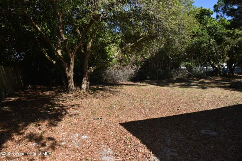 3 bedroom Mobile Home at 4095 Royal Palm Avenue, Royal Palm Estates, Cocoa — photo 5