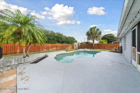 897 Hunters Creek Drive, Melbourne FL - photo 6 of 26