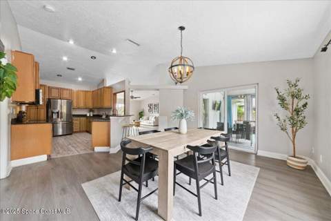 897 Hunters Creek Drive, Melbourne FL - photo 10 of 26