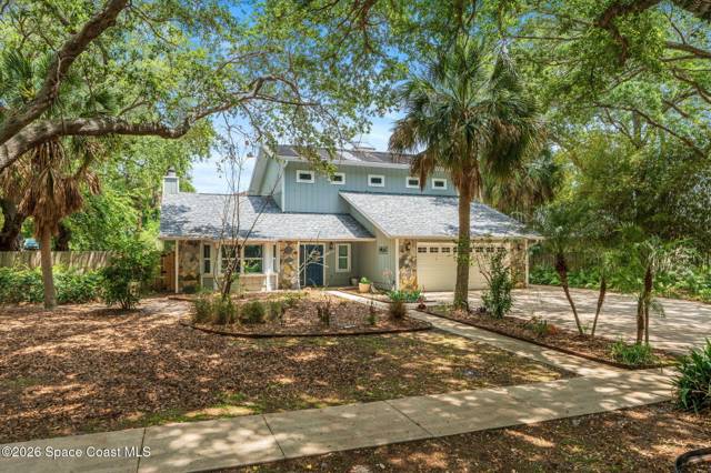 1140 Two Oaks Boulevard home for sale in Two Oaks