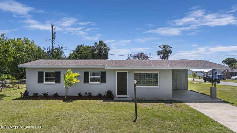 3 bedroom Single Family Residence at 245 Hunt Drive, Buttonwood Manor Subd, Merritt Island — photo 1