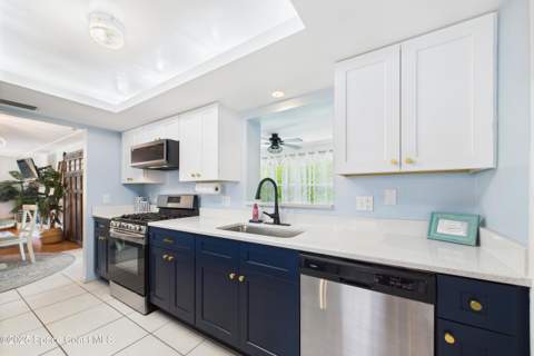 929 Bluewater Drive, Indian Harbour Beach FL - photo 6 of 35