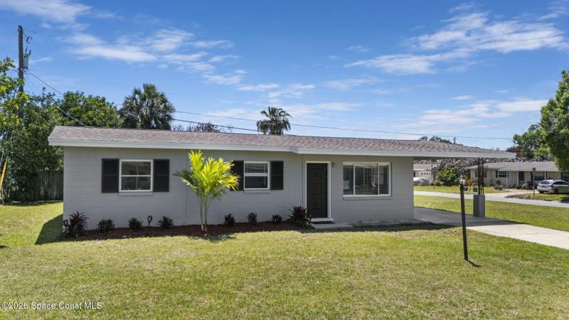 3 bedroom Single Family Residence at 245 Hunt Drive, Buttonwood Manor Subd, Merritt Island — photo 2