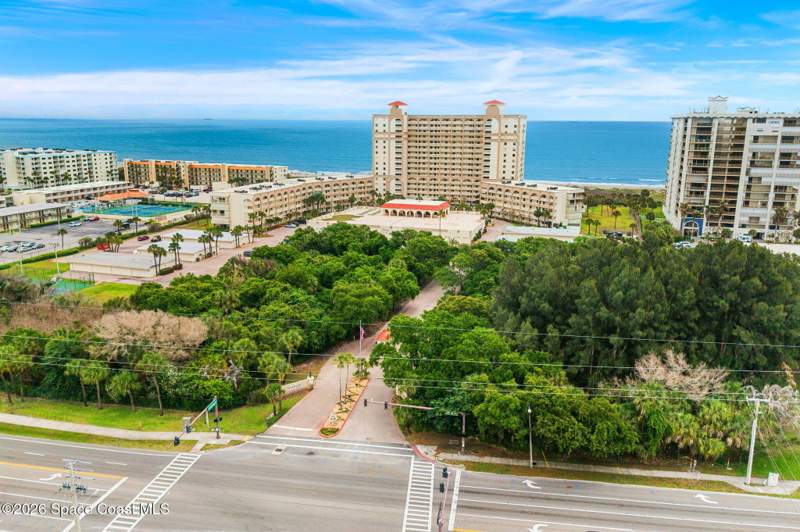 2 bedroom Condominium at 830 N Atlantic Avenue #B903, Stonewood Towers Condo Ph I and Ph II, Cocoa Beach — photo 2