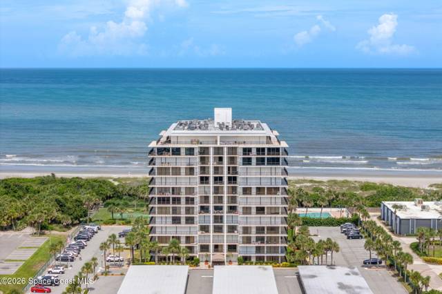 2100 Towers Condo
