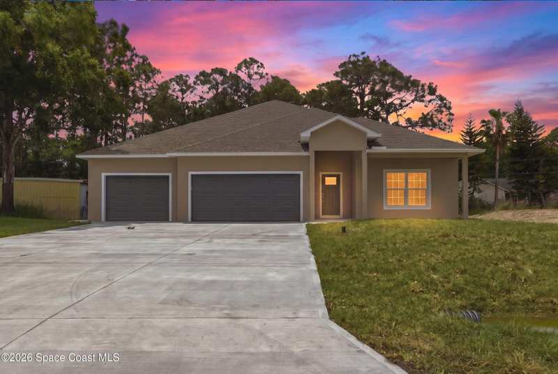 4 bedroom Single Family Residence at 000 Hunter Lane Street, Malabar, Malabar — photo 1