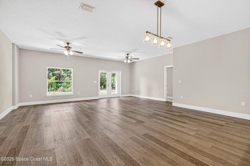 4 bedroom Single Family Residence at 000 Hunter Lane Street, Malabar, Malabar — photo 4