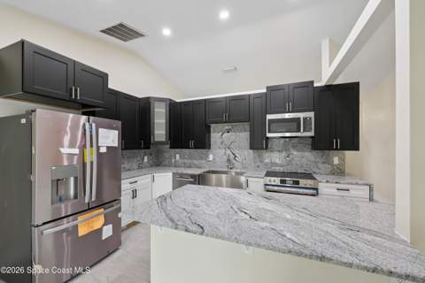 482 Borraclough Avenue, Palm Bay FL - photo 9 of 37