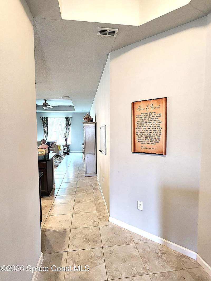 4 bedroom Single Family Residence at 988 Corbin Circle, Bayridge, Palm Bay — photo 4