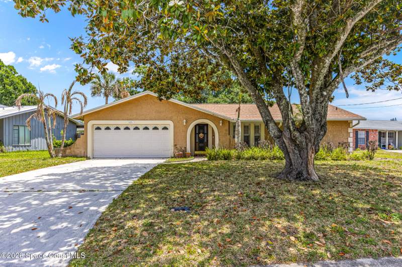 4 bedroom Single Family Residence at 1371 Gleneagles Way, Rockledge Country Club Estates, Rockledge — photo 2