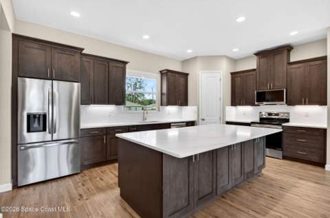 766 Starland Street, Palm Bay FL - photo 12 of 44