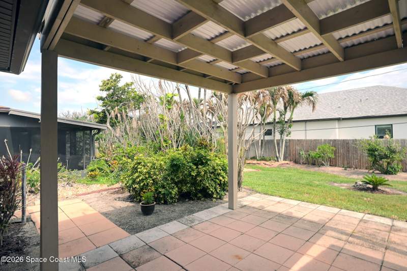 2 bedroom Townhouse at 144 Normandy Place, Stonehedge, Melbourne Beach — photo 4