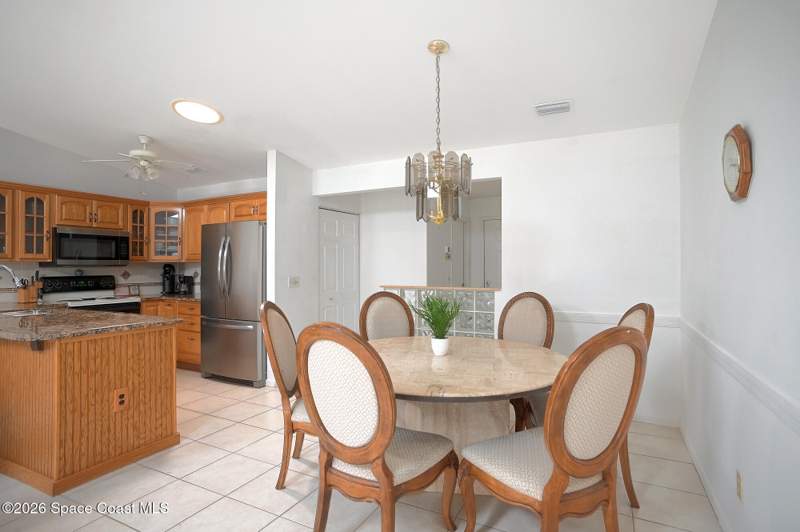 2 bedroom Townhouse at 144 Normandy Place, Stonehedge, Melbourne Beach — photo 5
