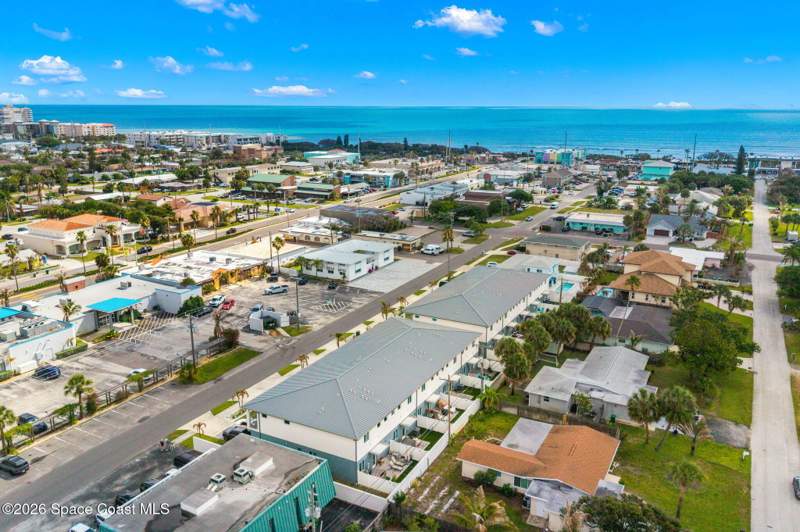 3 bedroom Townhouse at 223 6th Avenue, Indialantic By The Sea, Indialantic — photo 4