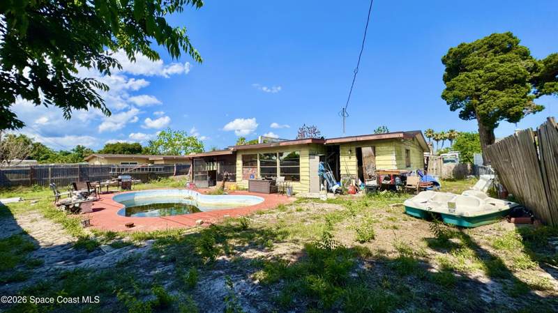 4 bedroom Single Family Residence at 833 Morning Side Drive, Ackley Subd No 3, Cocoa — photo 2