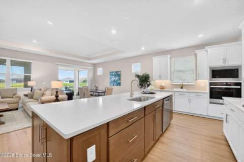 8874 Nixie Avenue, Melbourne FL - photo 15 of 64