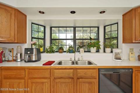 2080 Newfound Harbor Drive, Merritt Island FL - photo 14 of 67