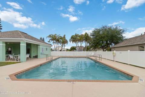 2126 Redwood Circle, Palm Bay FL - photo 20 of 32