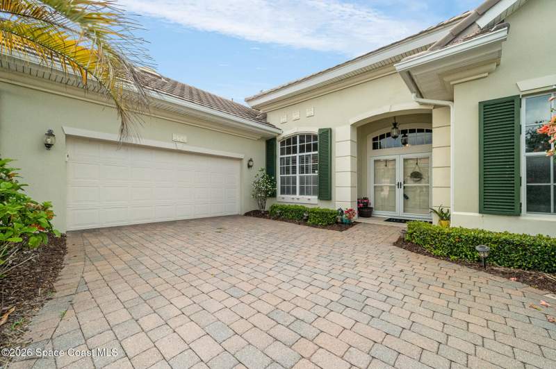 5 bedroom Single Family Residence at 274 Clyde Street, Indian Landing Phase III, Melbourne Beach — photo 2