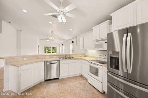 2194 Spring Creek Circle, Palm Bay FL - photo 10 of 37